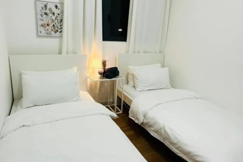 M Vertica Kl City 3B2B 8 Pax Wi-Fi, 2 Carparks Κουάλα Λουμπούρ 0*,  Μαλαισία