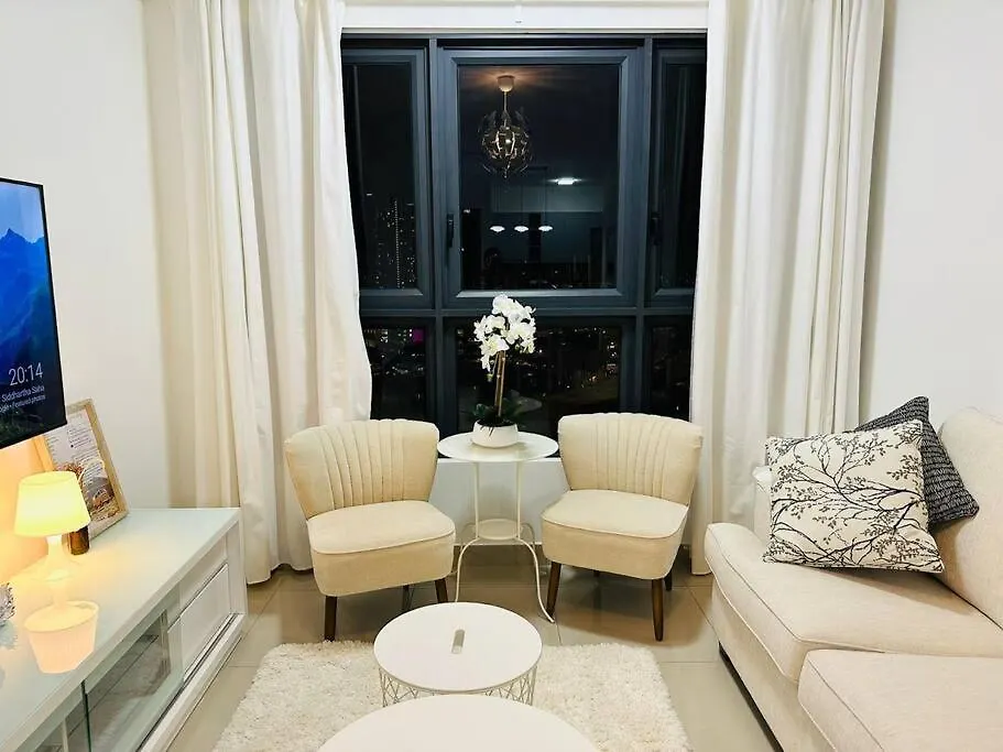 M Vertica Kl City 3B2B 8 Pax Wi-Fi, 2 Carparks Κουάλα Λουμπούρ
